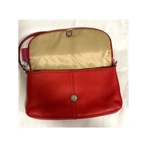 Coach Pebble Leather Clutch Shoulder Bag Wallet Red - Picture 2 of 10